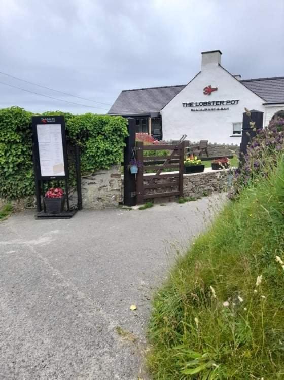 The Lobster Pot Cottage Church Bay Llanrhyddlad Экстерьер фото